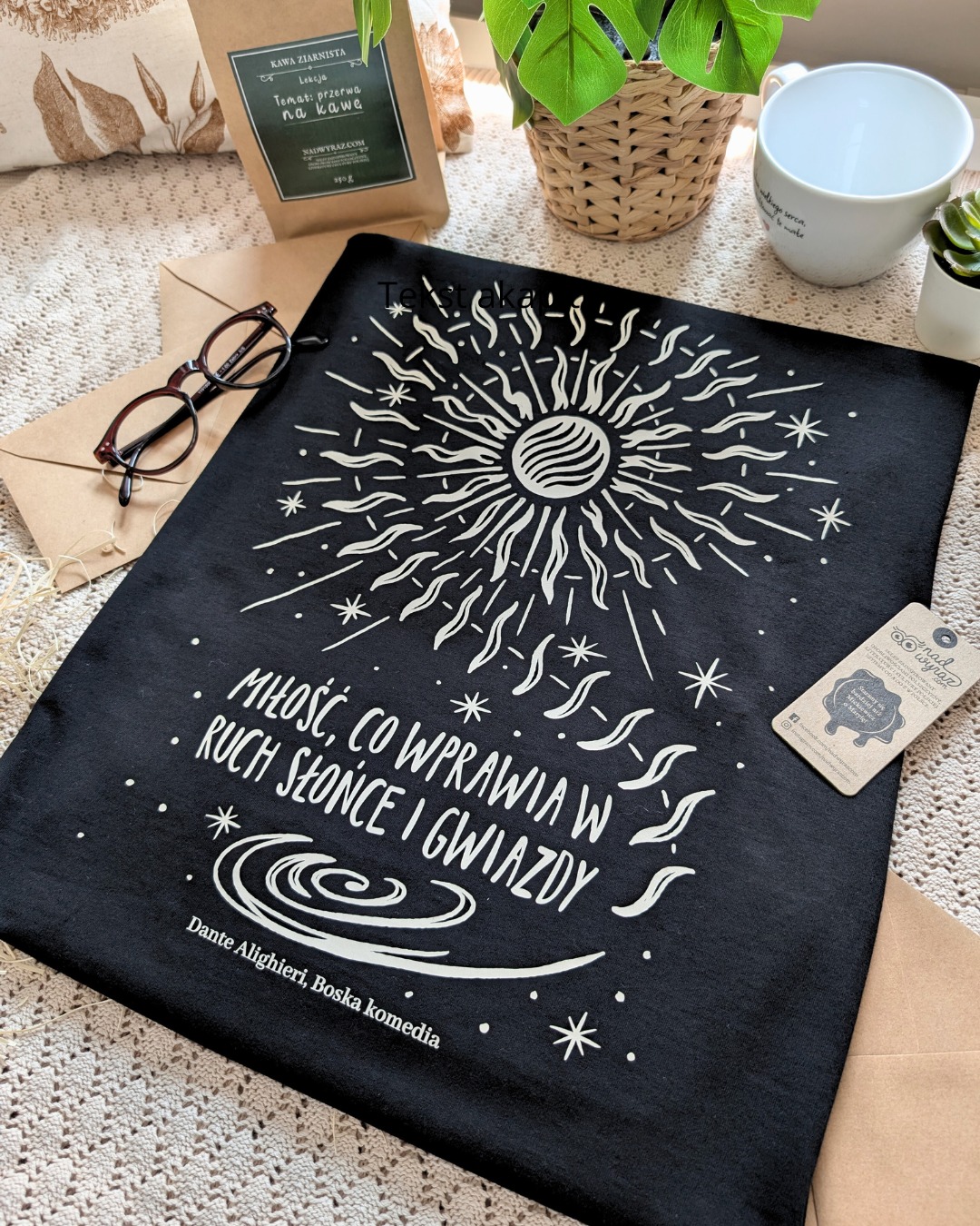 Kolekcja Nadwyraz.com x Wolne Lektury – idealna na lato